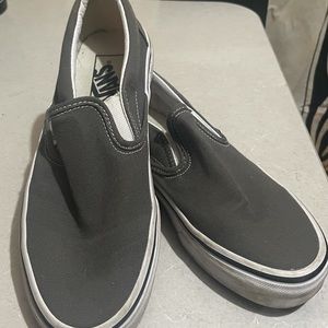 size 7 gray classic slip on vans shoes